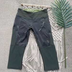 Lululemon Camo Print Cropped Leggings Size 4